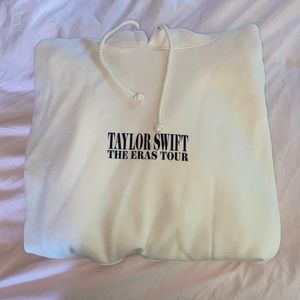 TAYLOR SWIFT HOODIE